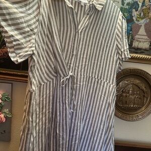 Nordstrom Striped Midi Dress in Gray and White